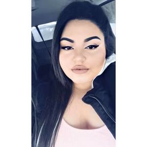 Meet your Posher, Marissa